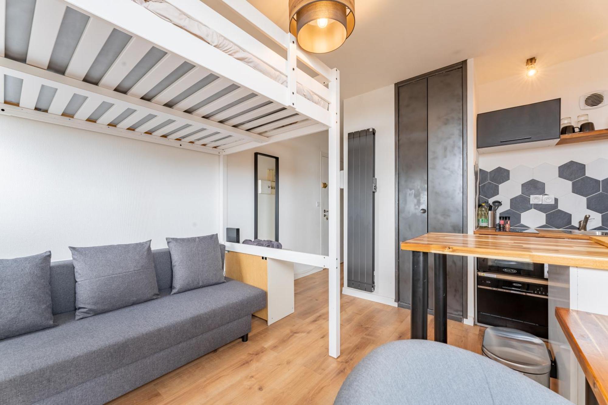 Charlemagne - Studio Confortable Avec Parking Gratuit - Quelques Pas De La Gare, Cuisine, Wifi Apartment Arras Exterior photo