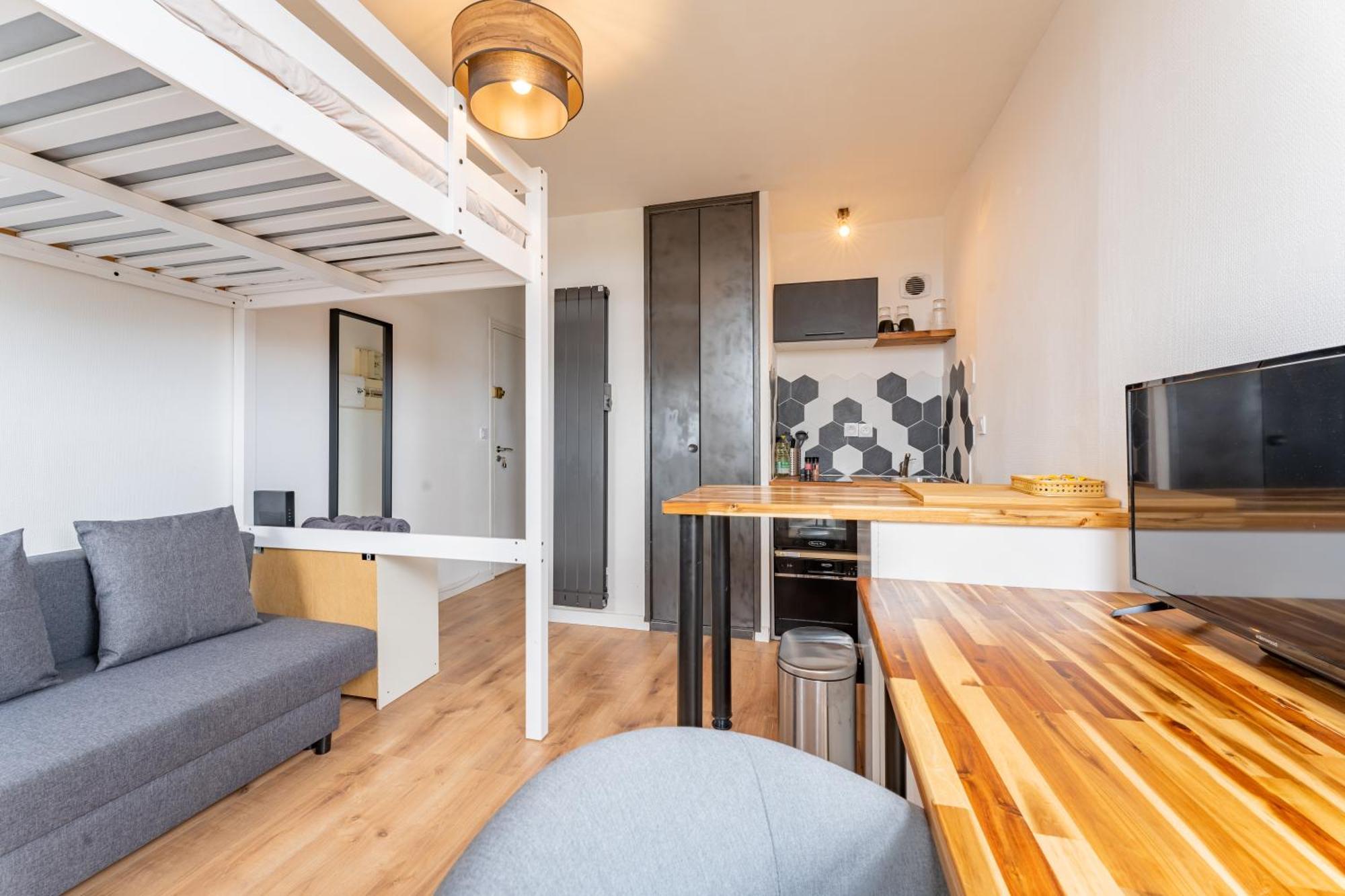 Charlemagne - Studio Confortable Avec Parking Gratuit - Quelques Pas De La Gare, Cuisine, Wifi Apartment Arras Exterior photo